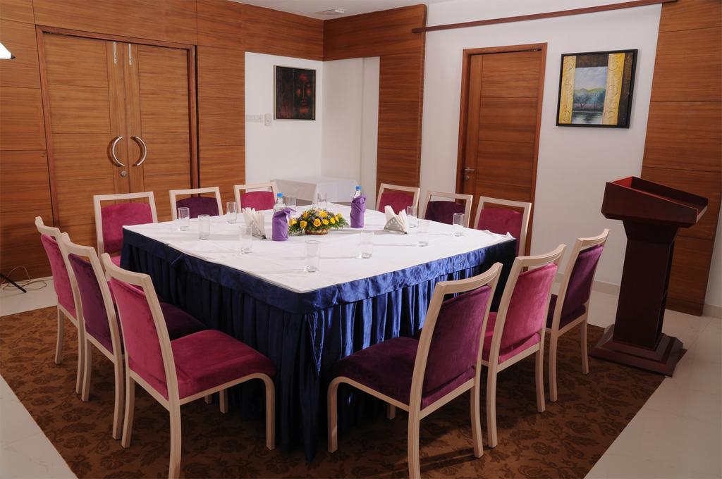 Biverah Hotel&Suites Thiruvananthapuram Exteriér fotografie